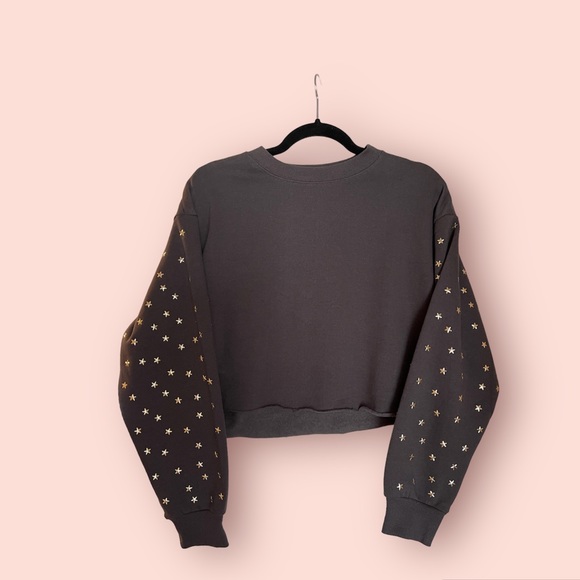 2 for $10! Goodie two sleeves dark grey gray cropped sweater with starry sleeves - Picture 1 of 2